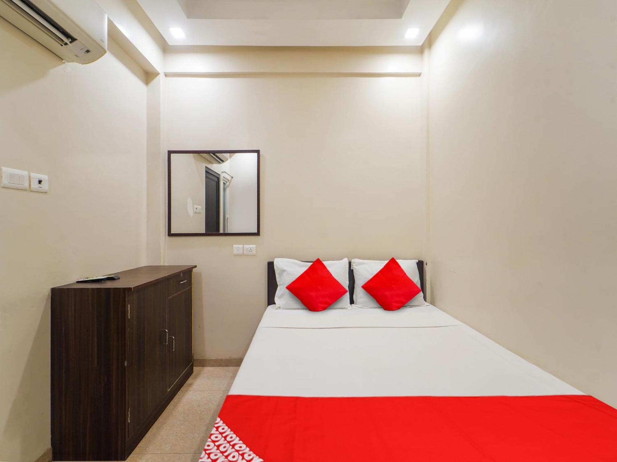 Hotel O Saravana'S Park Csennai Kültér fotó