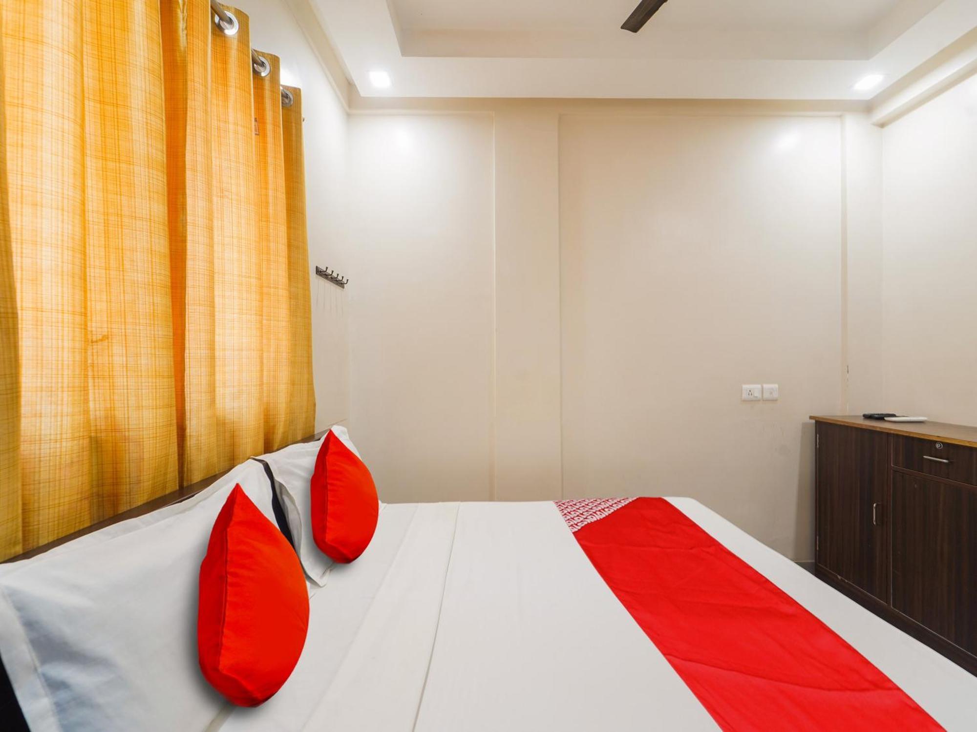 Hotel O Saravana'S Park Csennai Kültér fotó